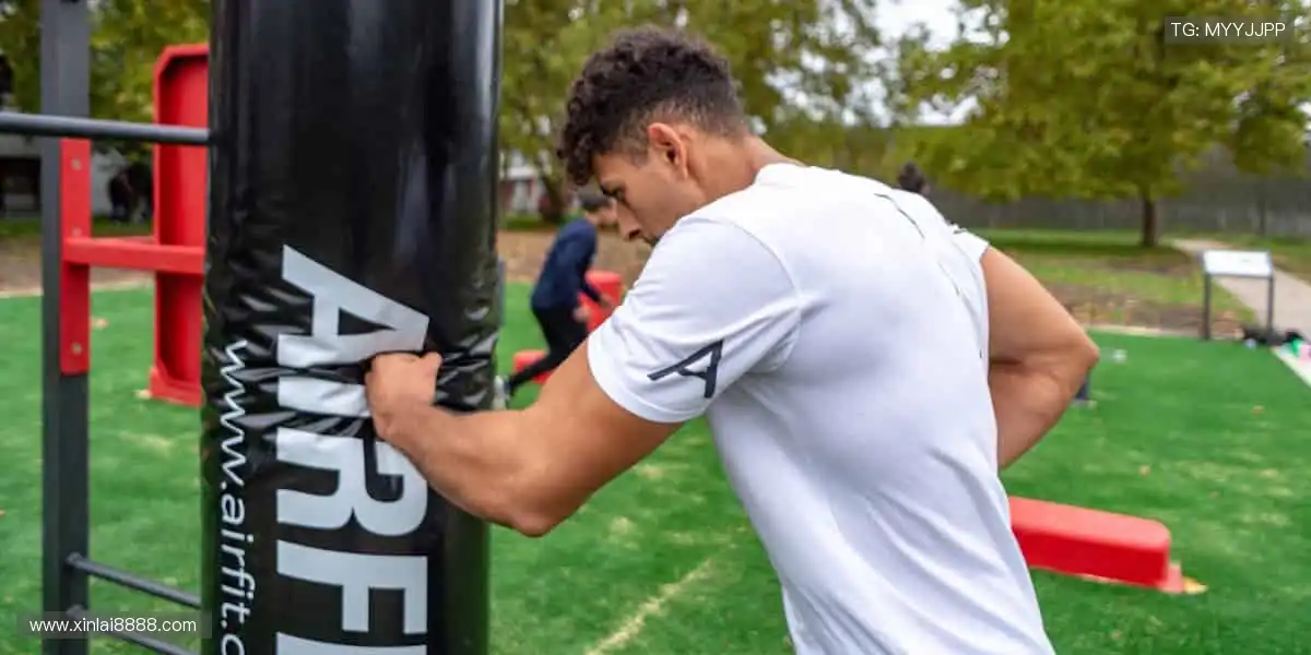 📺 弹幕互动,燃爆全场!看直播,就要和千万球迷一起嗨!